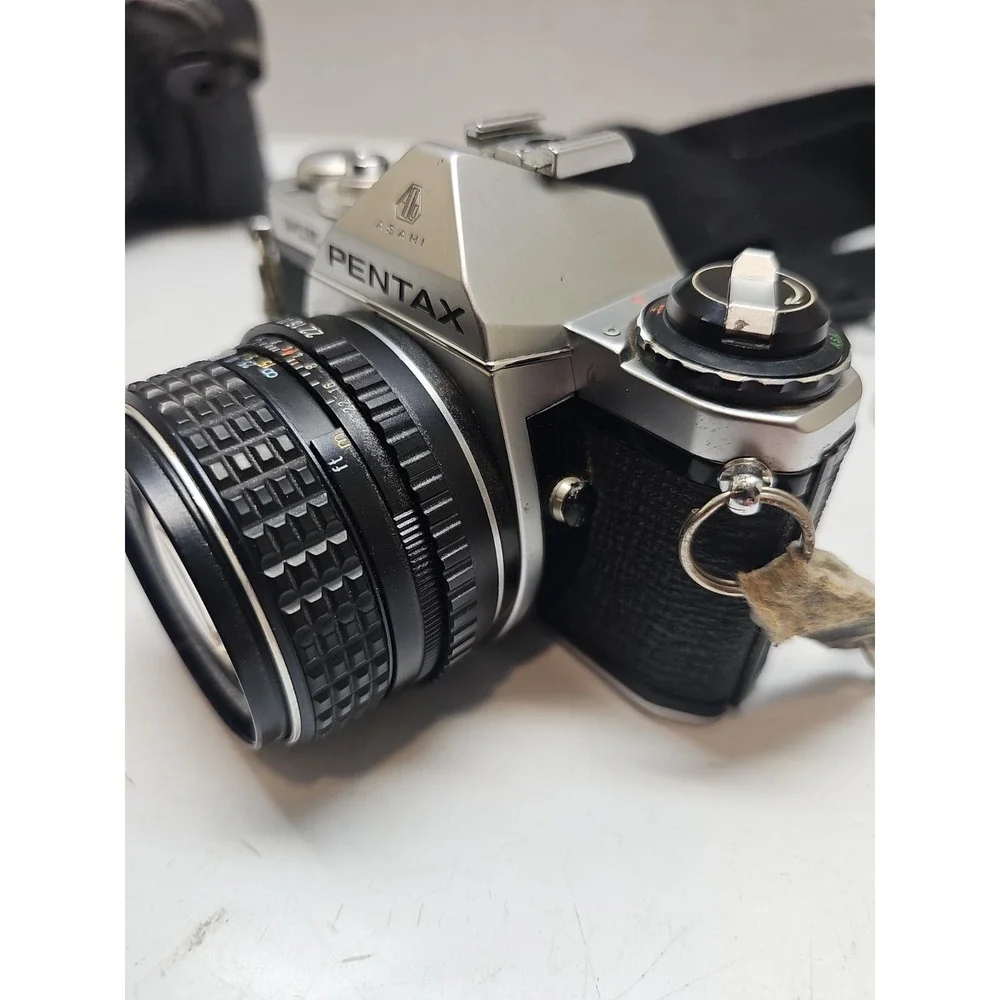 Pentax ME 35mm SLR Film Camera With 50mm F/2 SMC Lens **UNTESTED**